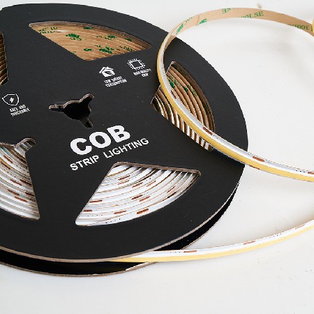 高亮工程款无压降COB灯带自粘cob软灯带灯条吊顶线型家用节能氛围